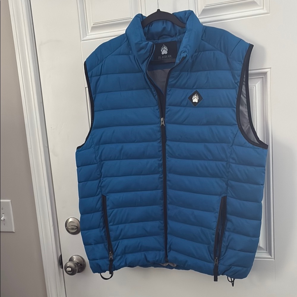 Alaskan Hardgear Blue Puffer Vest size XL